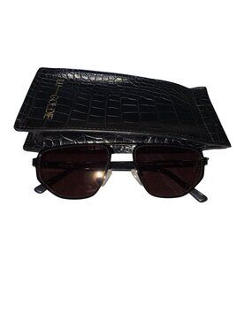 NWT Lu Goldie Victoire Black Aviator Sunglasses